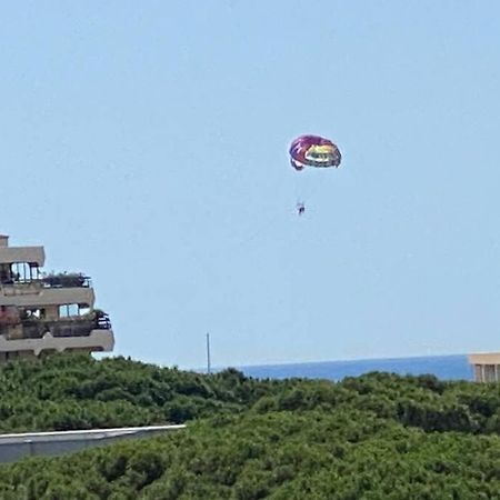 Très beau T4 à Fréjus plage Apartamento Exterior foto